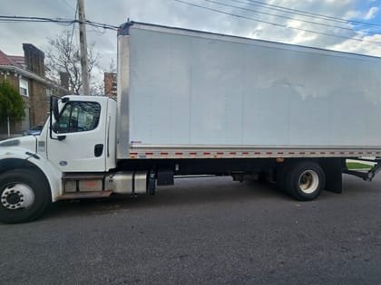 Box truck stopped at a customer